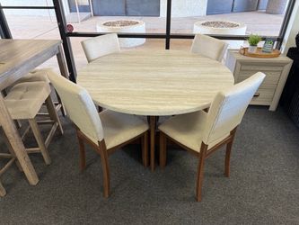Round Dining Table with 4 Upholstered Chairs