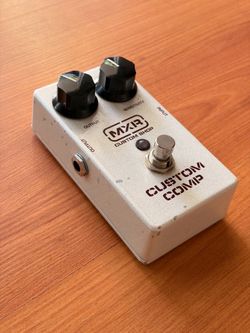 MXR custom comp CSP202