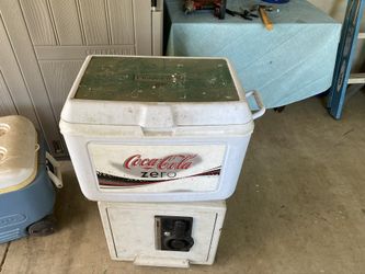 Ice chest cooler