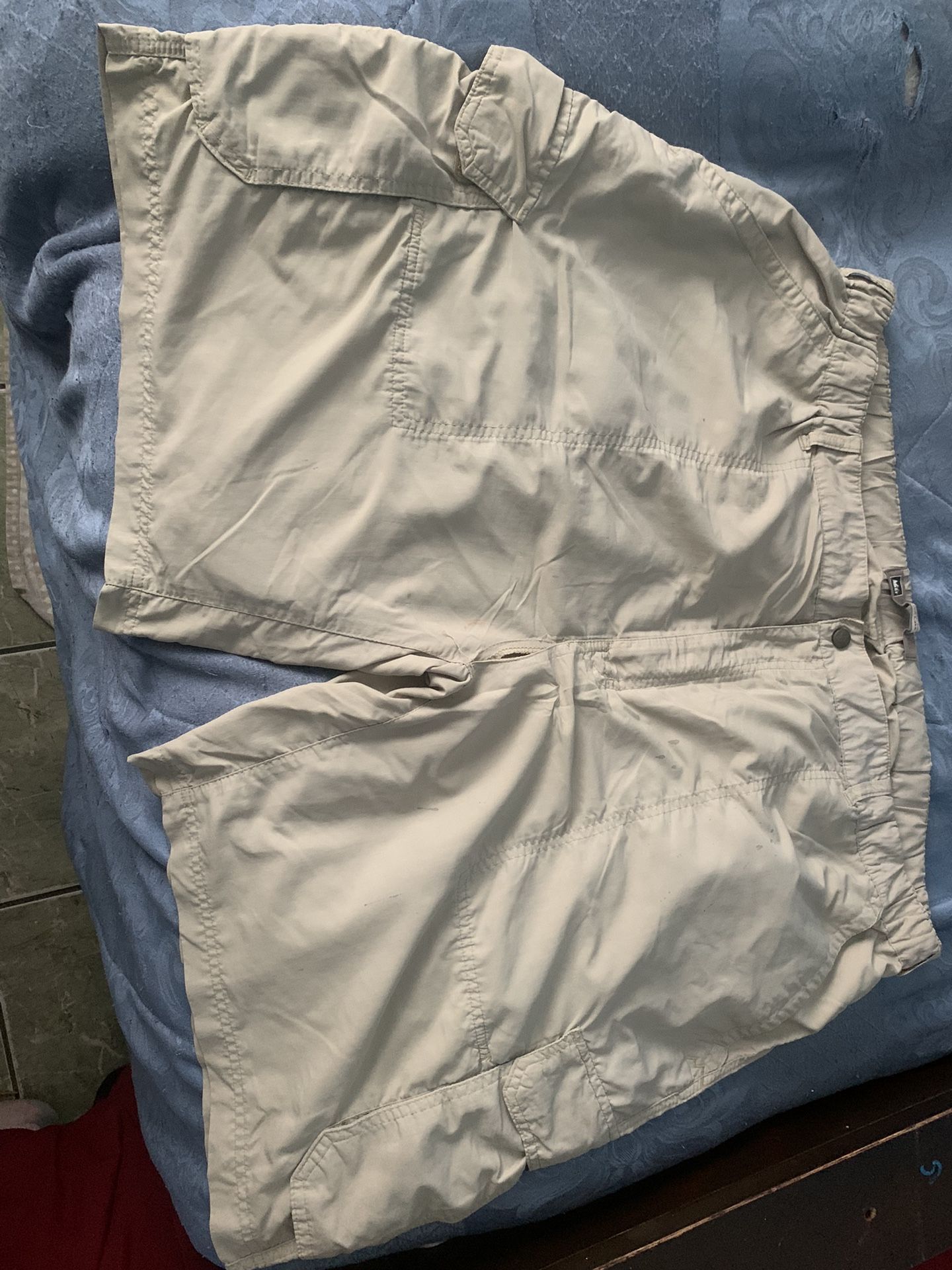 REÍ cargo Shorts