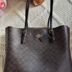 Coach Tote