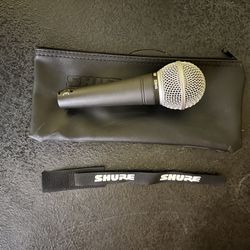 Shure SM 48