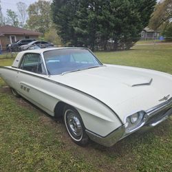 1963 Ford Thunderbird