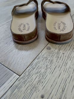Kork Ease Dolphin Slide Brown Suede Size 8 for Sale in Phoenix AZ OfferUp