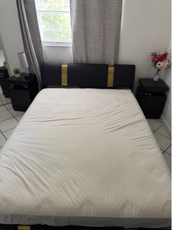 Modern queen bed