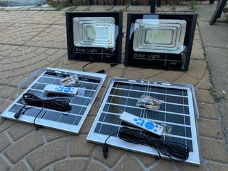 brand new solar light got the pair for $80 very strong or the single for $45 each has its own solar panel