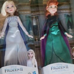  QUEEN ELSA  AND QUEEN  ANNA 