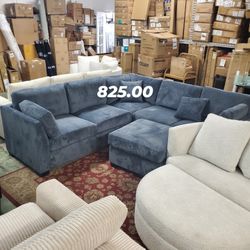 Sectional Sofa 