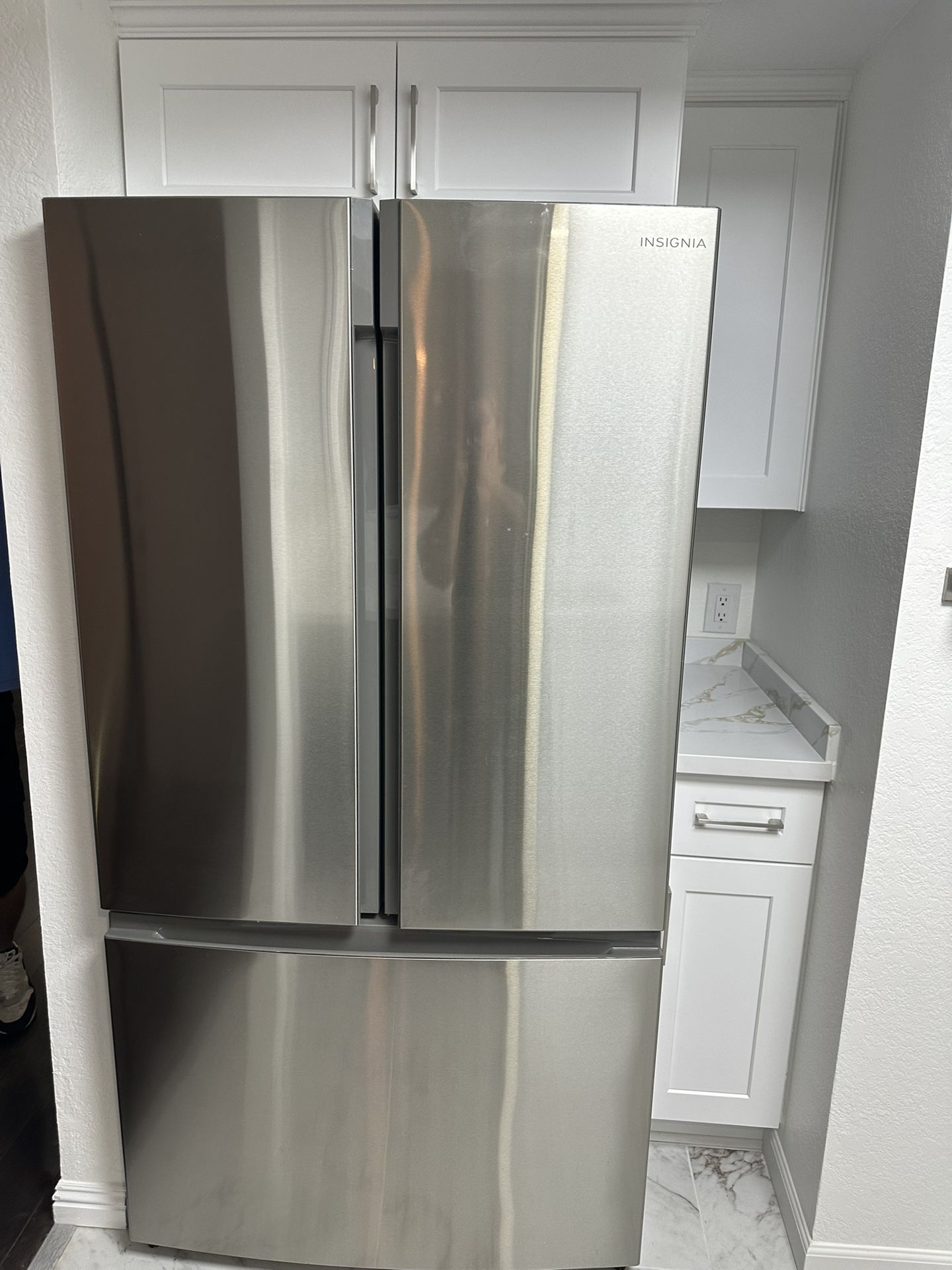 Insignia Refrigerator