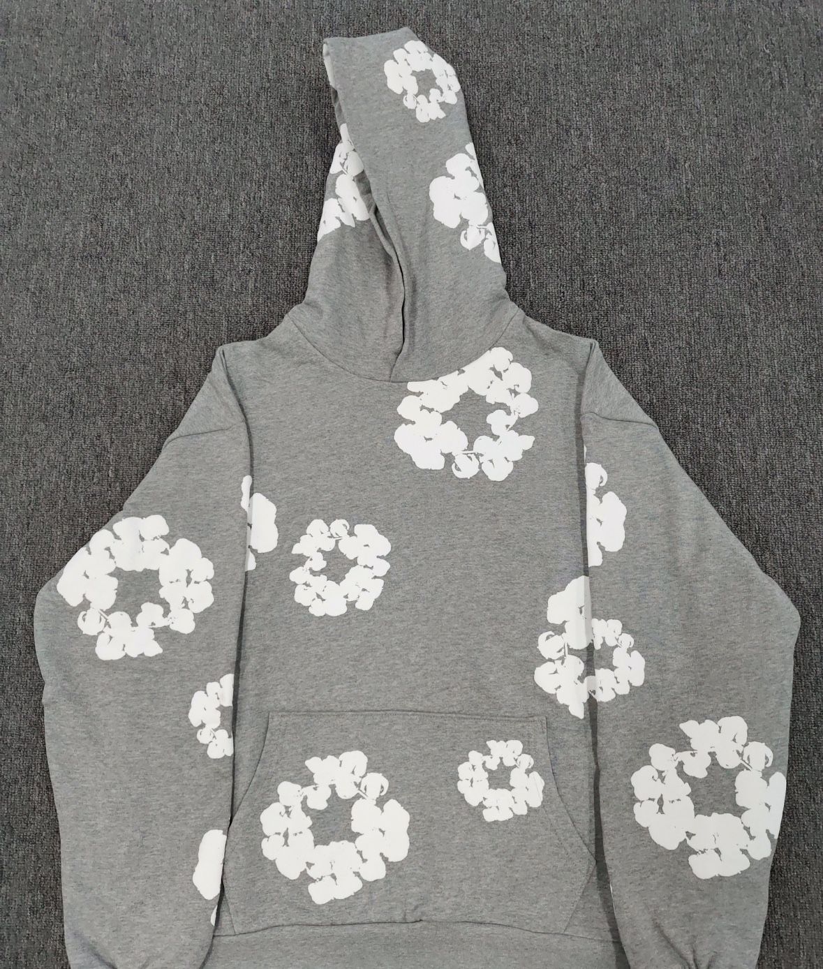 grey and black denim tear