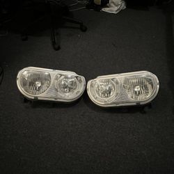 Dodge Challenger Headlights