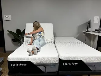 Nectar adjustable bed.  Split king.  Open Box.  Barely used + free delivery & installation