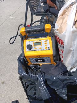 CAT Model CJ1000DXT Dijital Jump Starter #U3658 (VK)