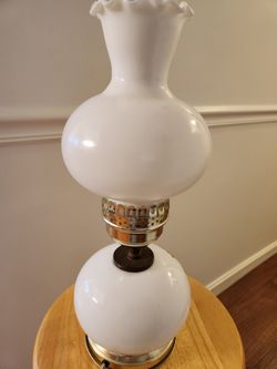  Gone With The Wind Table Lamp