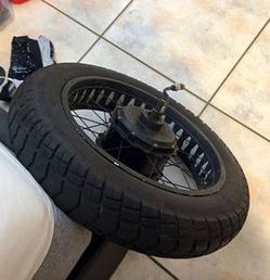Super 73 ZX Motor with tire