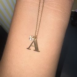 Disney Gold Necklace Like New
