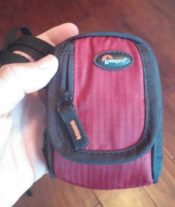 Lowepro Ridge 10 camera bag