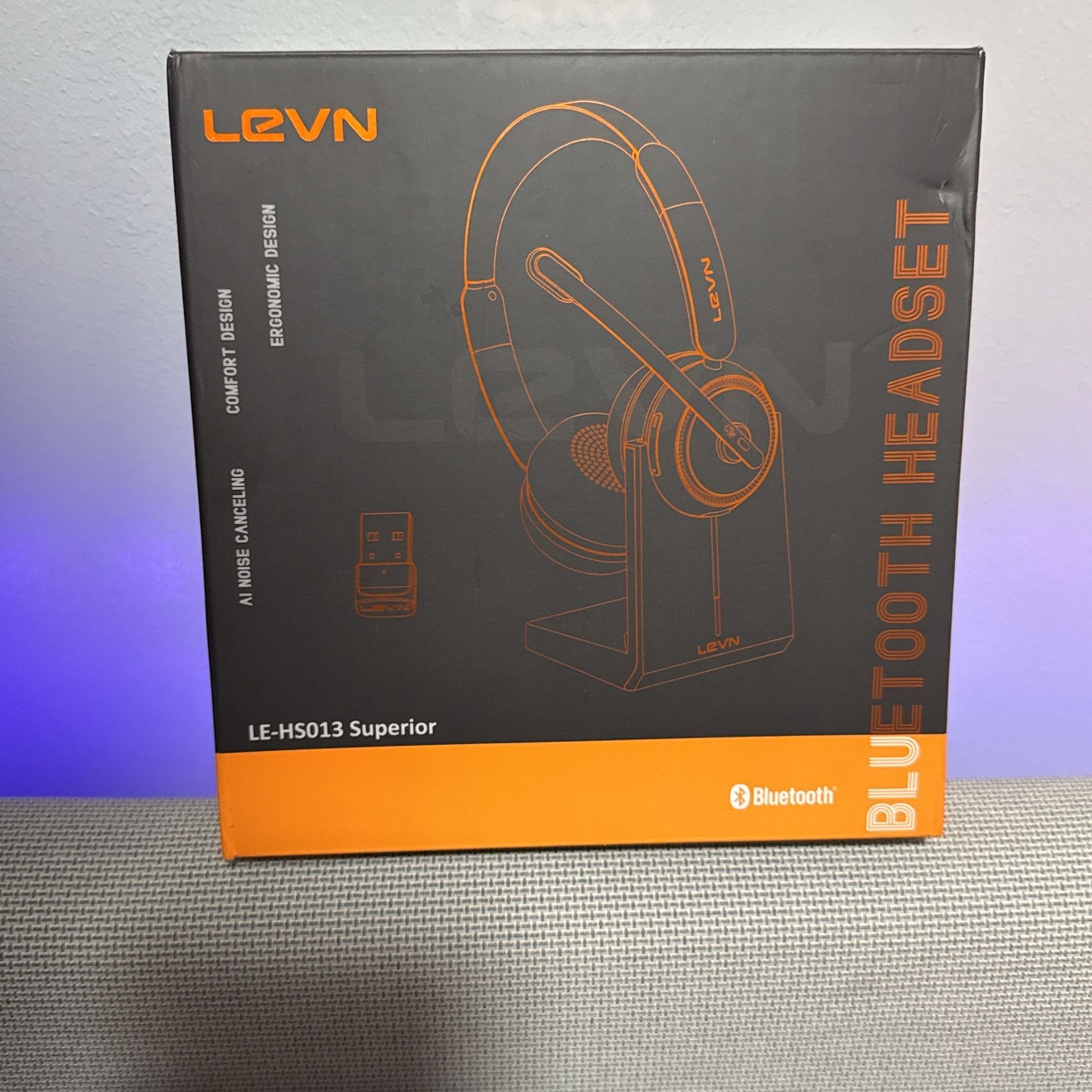 LEVN Bluetooth Headset With Wireless Charging Stand