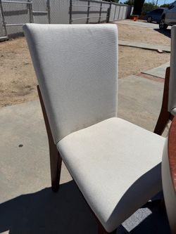 6 Upholstered Dining Chair with Wood Legs and Table