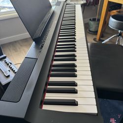 Yamaha P-125a