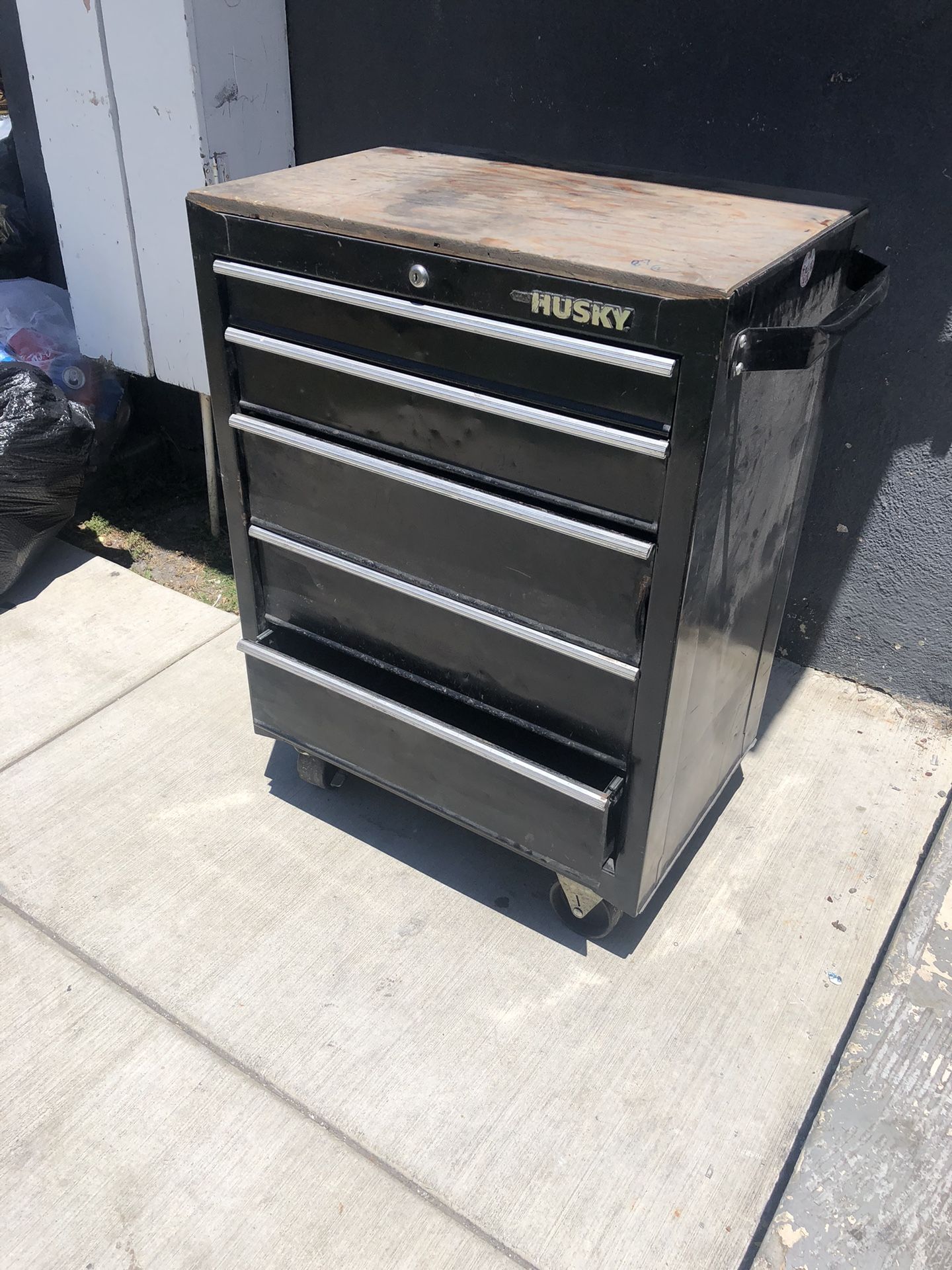 Husky Tool Box for Sale in Santa Ana, CA OfferUp
