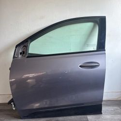 Chevrolet Bolt 2022 2023 2024 2025 Front Left Door 