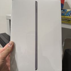 NEW Apple iPad 9th Gen 10.2 inch 64gb