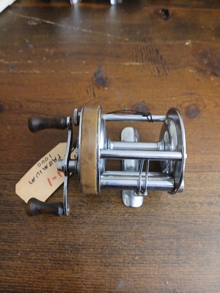 Vintage Premium No. 1000 Made In USA Horrocks- Ibbotson Co Utica Ny Reel