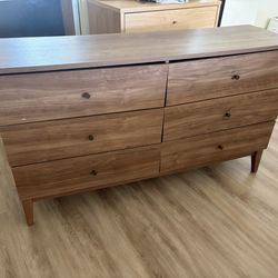 Wood 6-Drawer Dresser