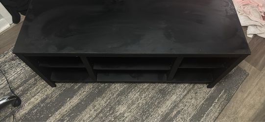 Small entertainment system hold 40-55 inch