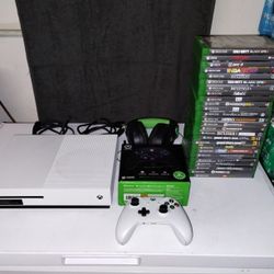 Xbox One S Bundle W/26 Games