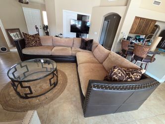 Very nice sectional