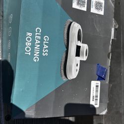 Glass Cleaning Robot 