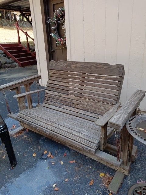 Double seated wooden glider swing