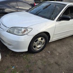 2005 Honda Civic Hybrid (Need Engine)