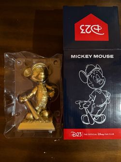 Mickey Mouse bobblehead