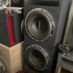 12” Audiobahn Subwoofers with box READ DESCRIPTION