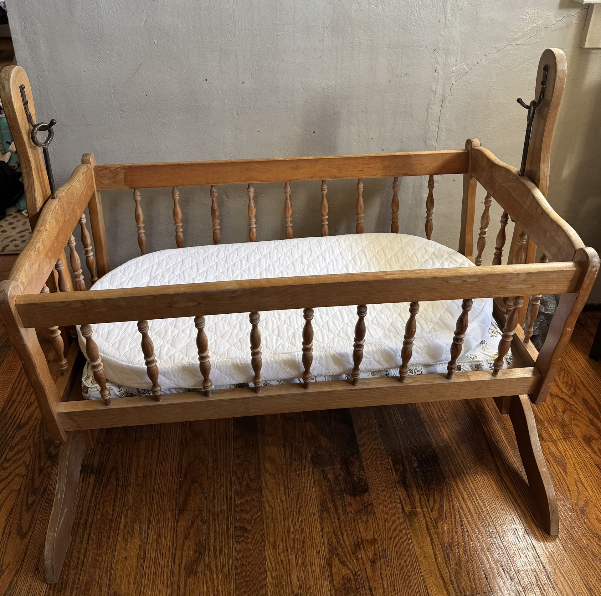 Wooden Antique Swinging Bassinet