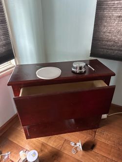 Wood cabinet