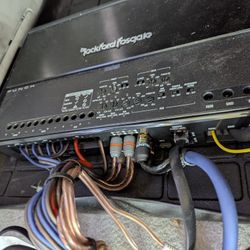 Rockford Fosgate Amp