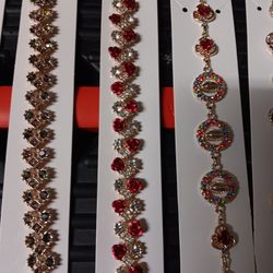 Gold Plated Bracelets/Brazaletes de Oro Laminado