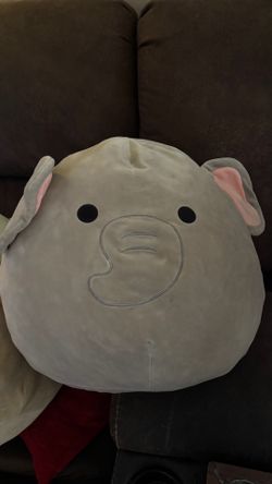 3 ft elephant plushy