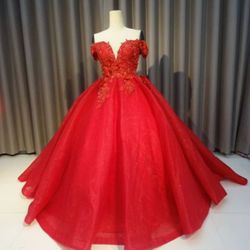 Custom Luxury Red Prom Ballgown – Hand-Sewn Detail