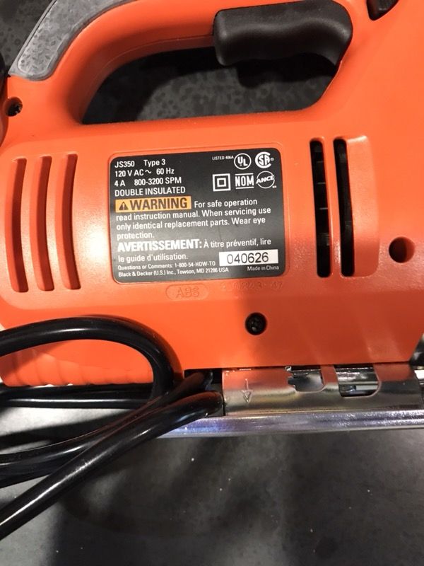 Black & Decker JS500 Variable Speed Jigsaw With Bonus Blade Pack for Sale  in Ridge, NY - OfferUp