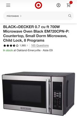 BLACK+DECKER 700W Compact Microwave