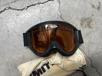 Smith snow goggles