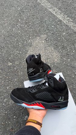 Air Jordan 5 Retro Halloween 5Y to 7Y -7.5-8.5-10-10.5-11-11.5-12-13-14