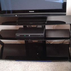 Black Tempered Glass Three Tier TV Stand / Shelf