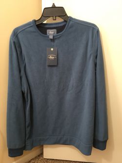 GH Bass fleece sweater. New. Original $50. Small