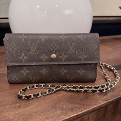 Louis Vuitton International Wallet